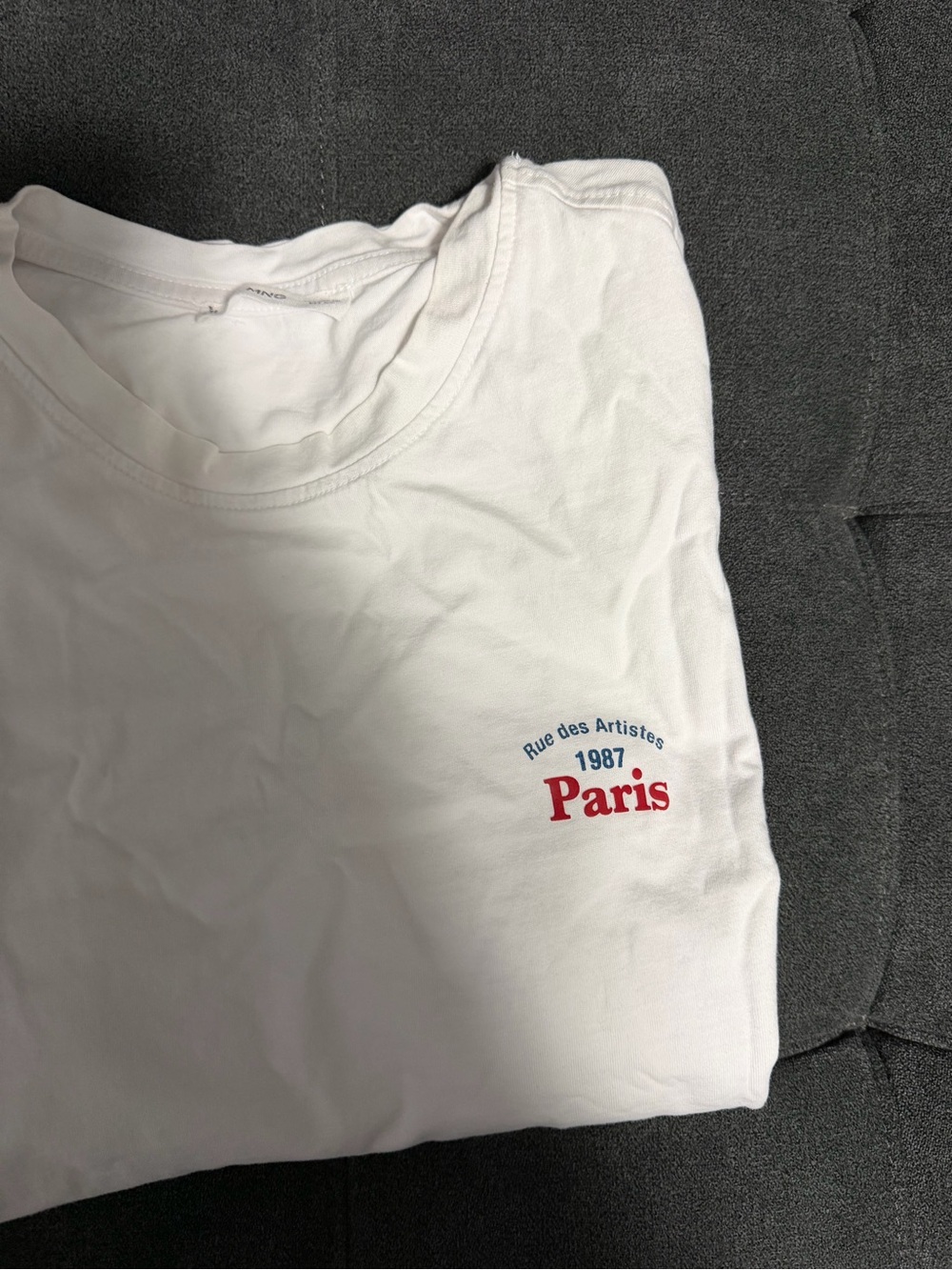 MANGO Graphic Tee